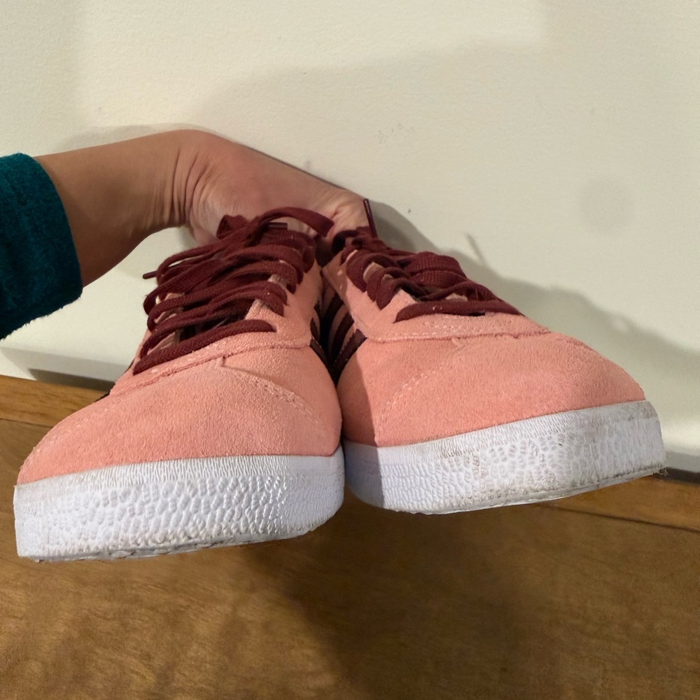 Adidas Men’s Size 9.5 Gazelle Super Pop Pink Shadow Red - Picture 4 of 11